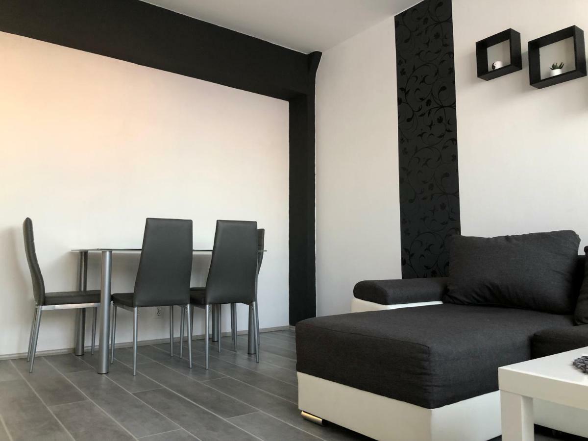 Dave Apartman Сегед Екстер'єр фото